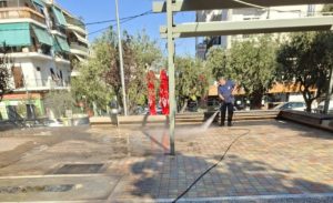 Καθαρισμοί πλατειών και δημόσιων χώρων στον Δήμο Βύρωνα