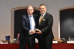 Υπογραφή Πρωτοκόλλου Αδελφοποίησης μεταξύ των Δήμων Βύρωνα και Ιεράς Πόλεως Μεσολογγίου