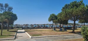 Ξεκίνησαν τα θαλάσσια μπάνια του ΚΑΠΗ Βύρωνα