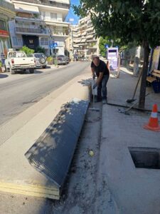 Εργασίες καθαρισμού των φρεατίων ομβρίων υδάτων στον Δήμο Βύρωνα